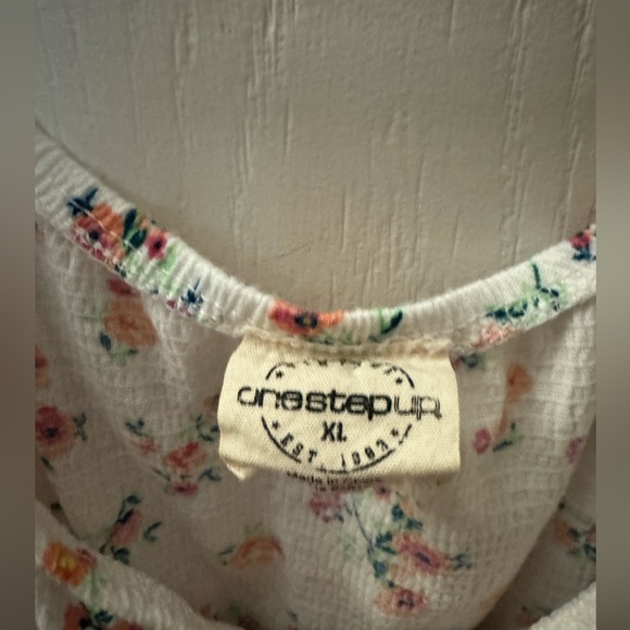 Floral Milkmaid Crop Top - Picture 2 of 3